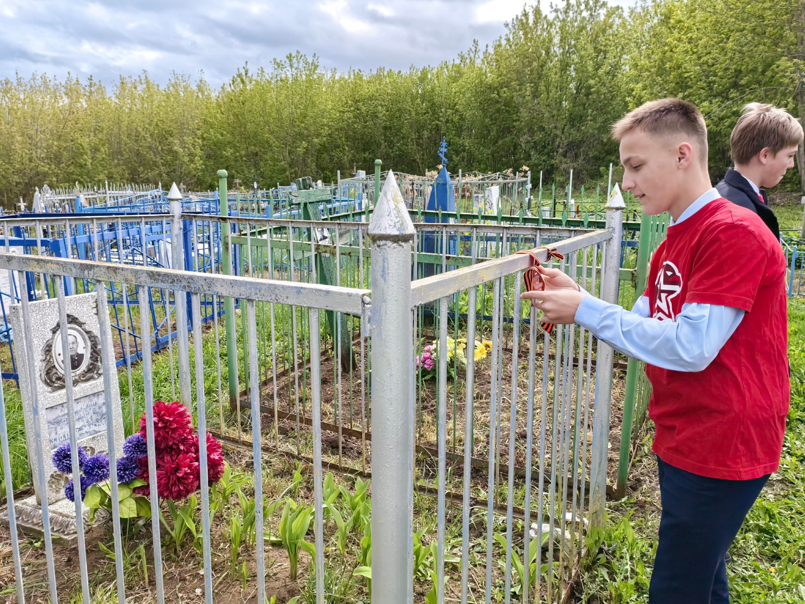 Активисты отряда «Юнармия» приняли участие в акции «ЖИТЬ И ПОМНИТЬ» |  02.05.2024 | Нижнекамск - БезФормата