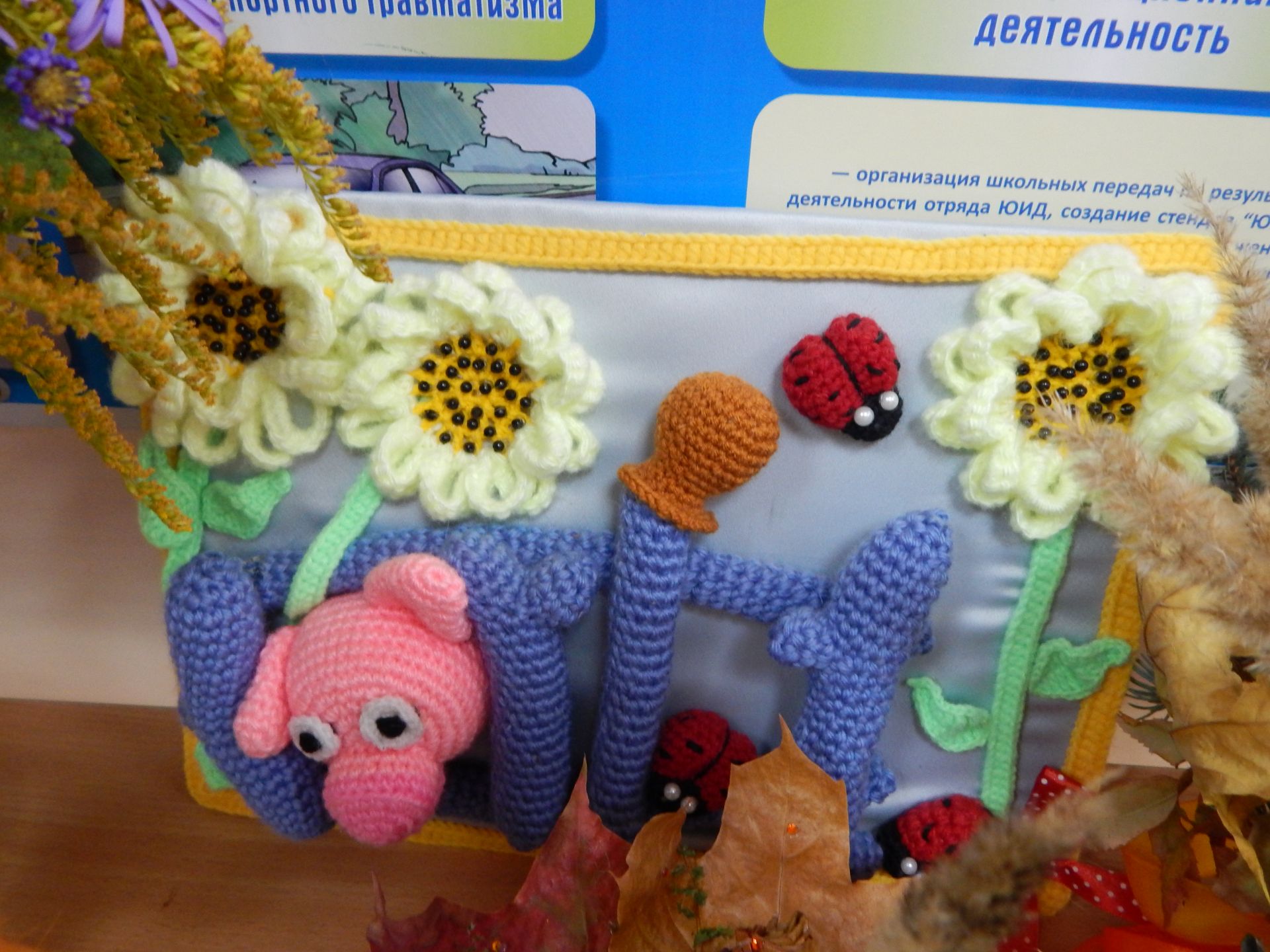 Ученики Камскополянской школы №1 поздравили старшее поколение своим творчеством