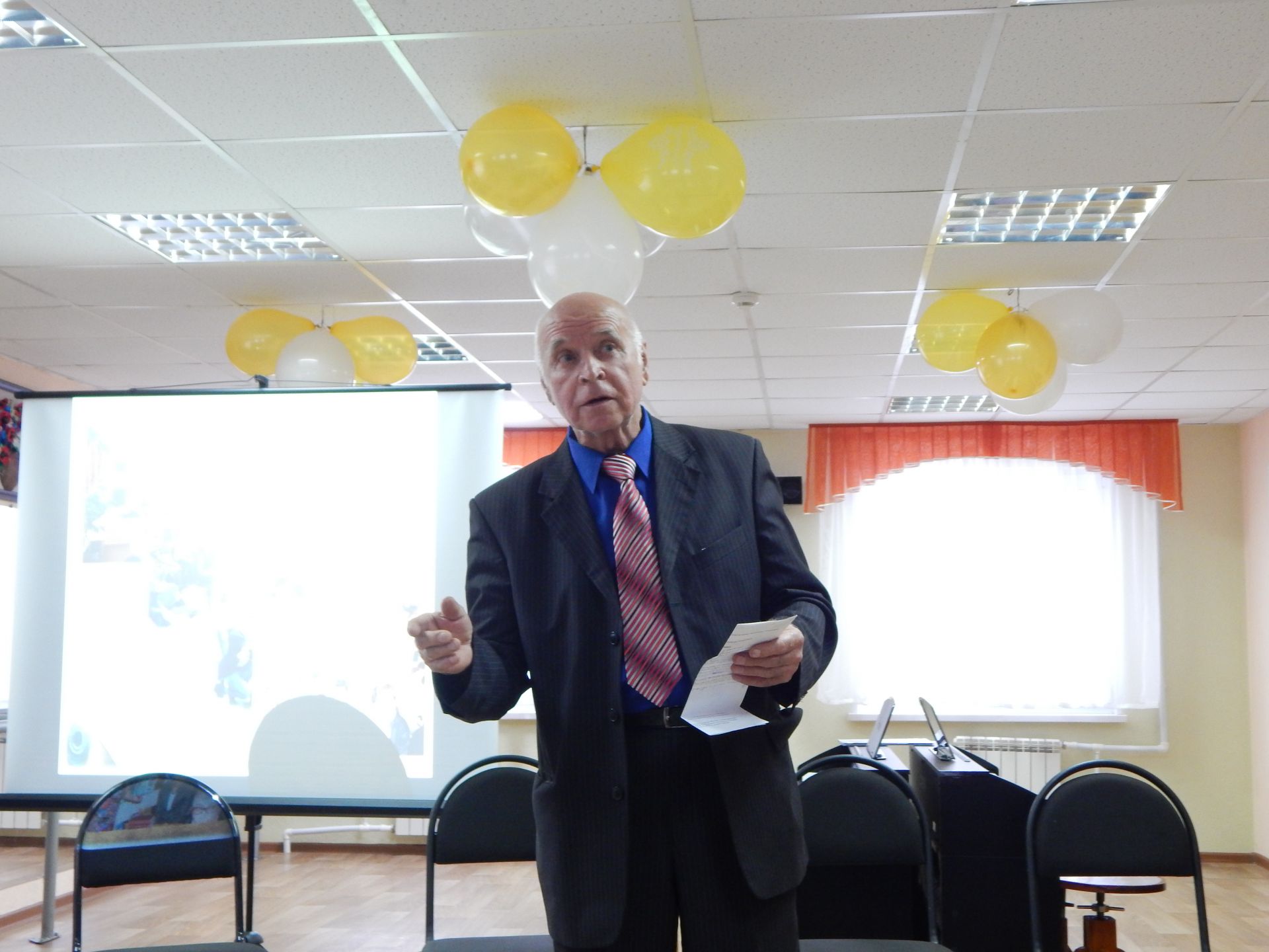 Камскополянская поселковая библиотека отметила 65-летний юбилей