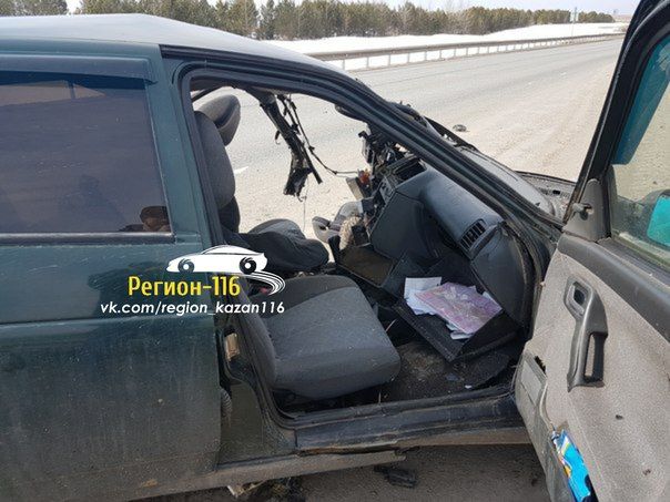 Жуткое ДТП в Татарстане: автомобиль превратился в груду металла