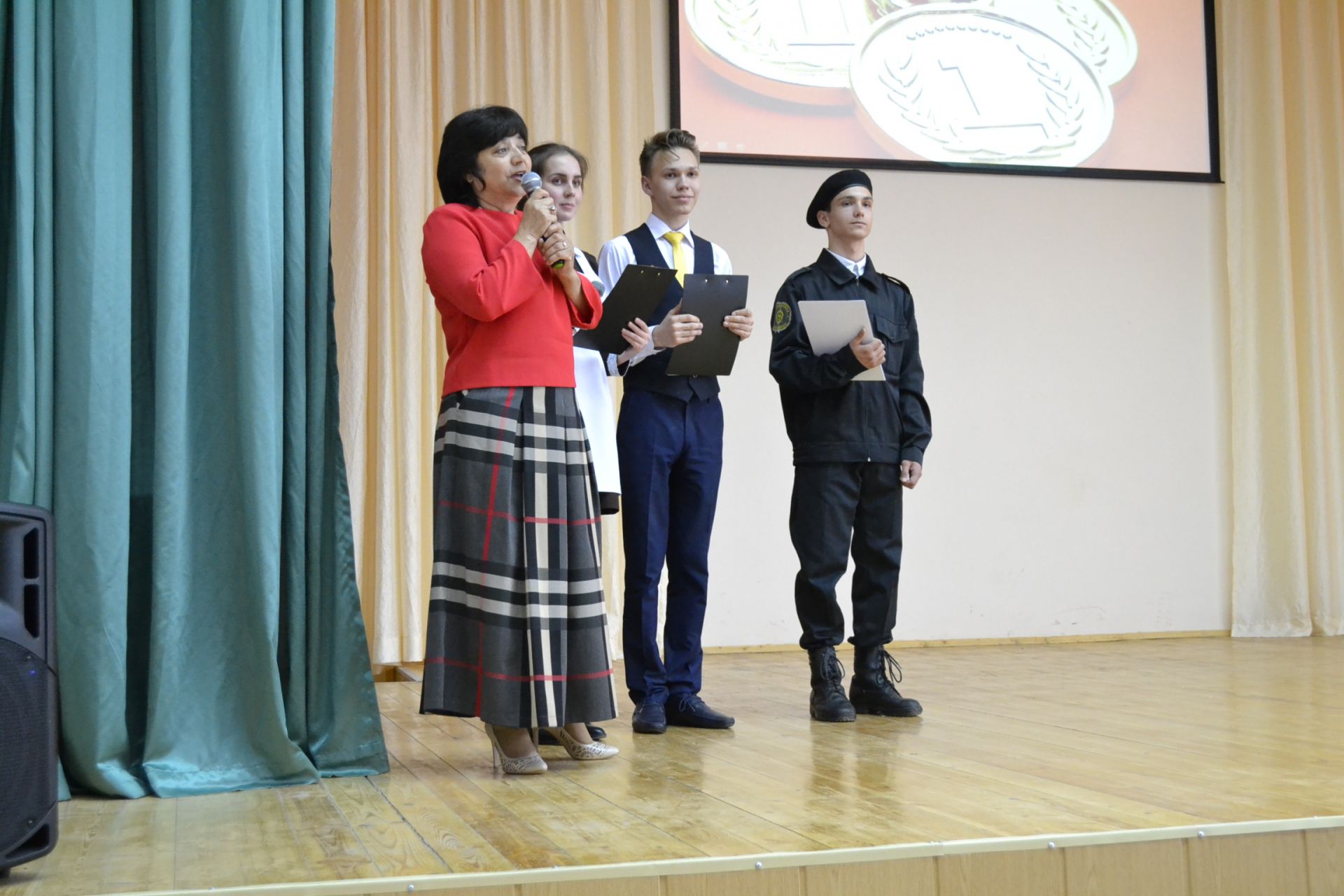 Таланты Камскополянской школы №1 получили заслуженные награды 