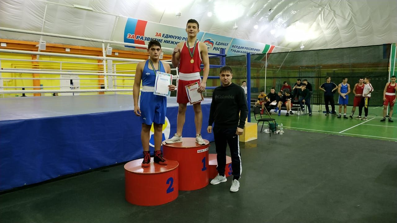 Камполянские спортсмены показали отличные результаты в Нижнекамске на Первенстве города по боксу