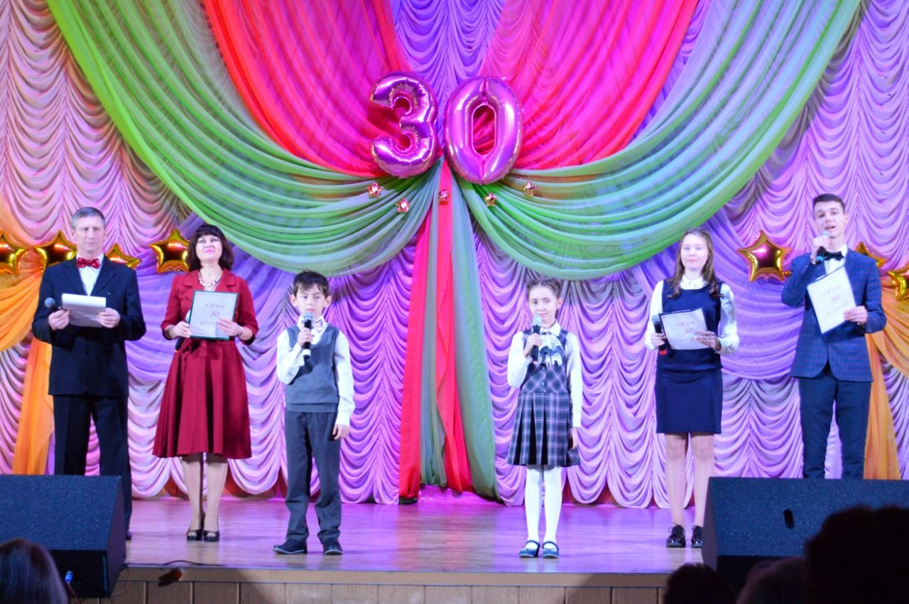 В Камских Полянах состоялся концерт, посвящённый 30-летию школы №2