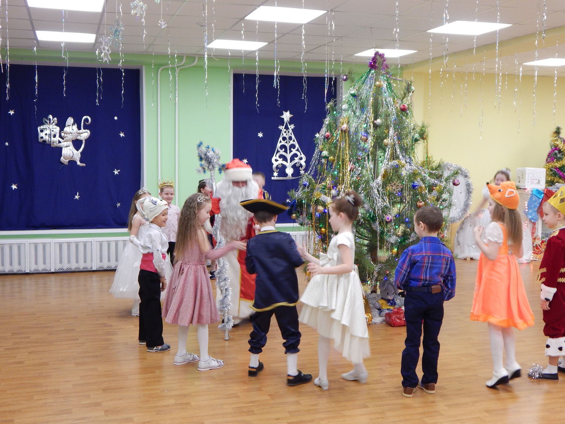 В Камполянском детском саду «Огонек» прошел Новогодний праздник + ФОТОРЕПОРТАЖ