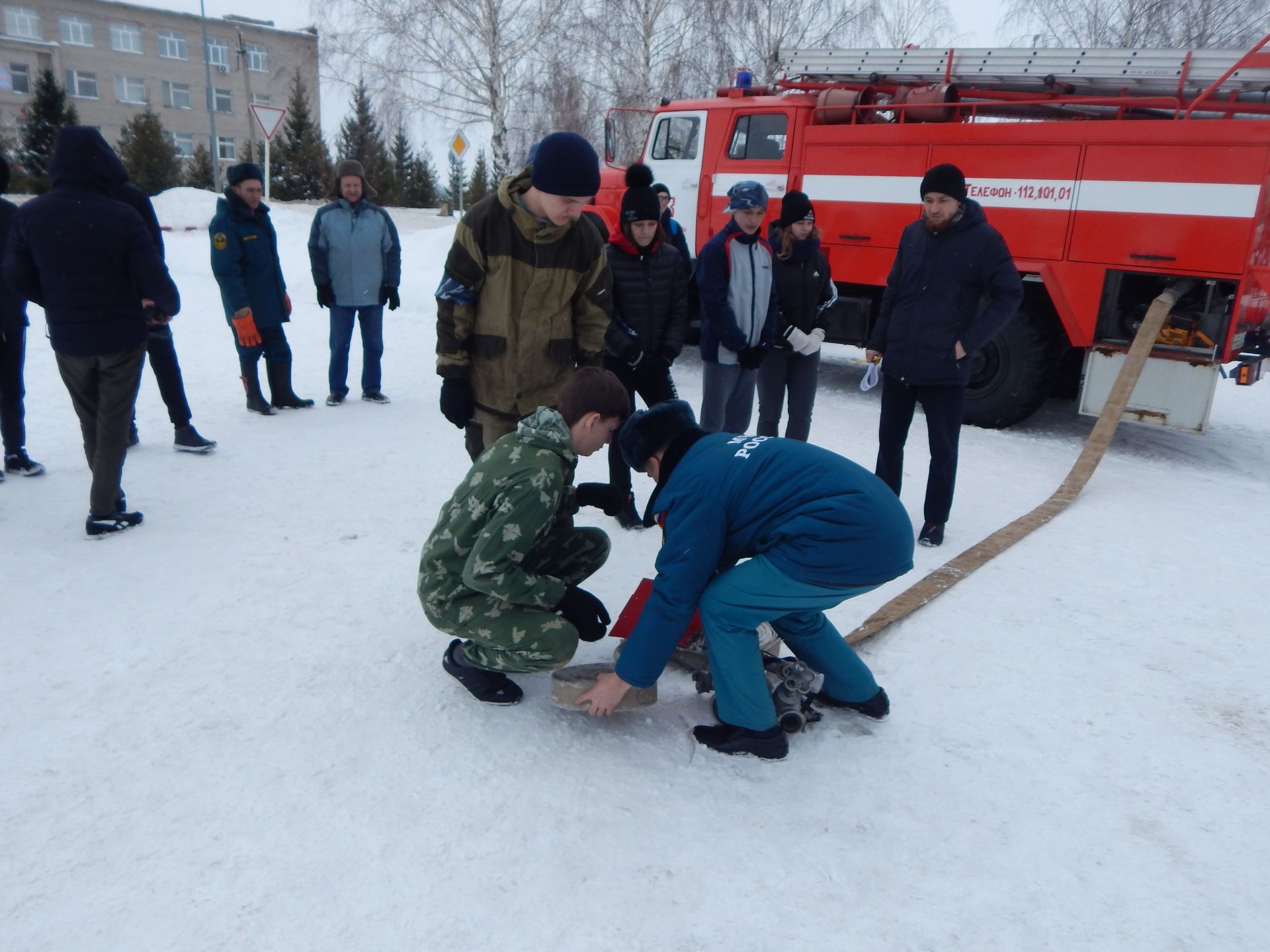 В Камских Полянах состоялась военно-спортивная игра «Зарница», посвященная Дню защитника Отечества и 30-летию вывода войск из Афганистана