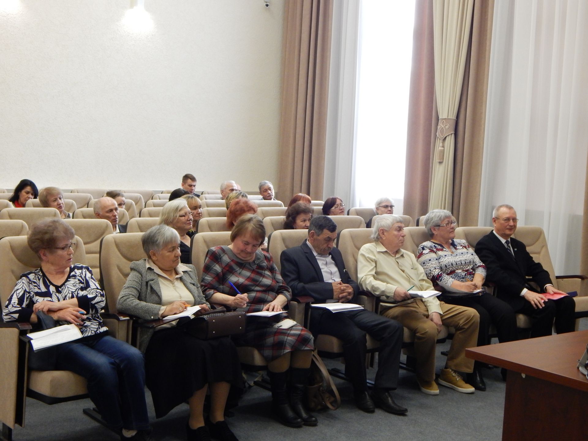 В Камских Полян прошла внеочередная конференция местной общественной организации пенсионеров, ветеранов