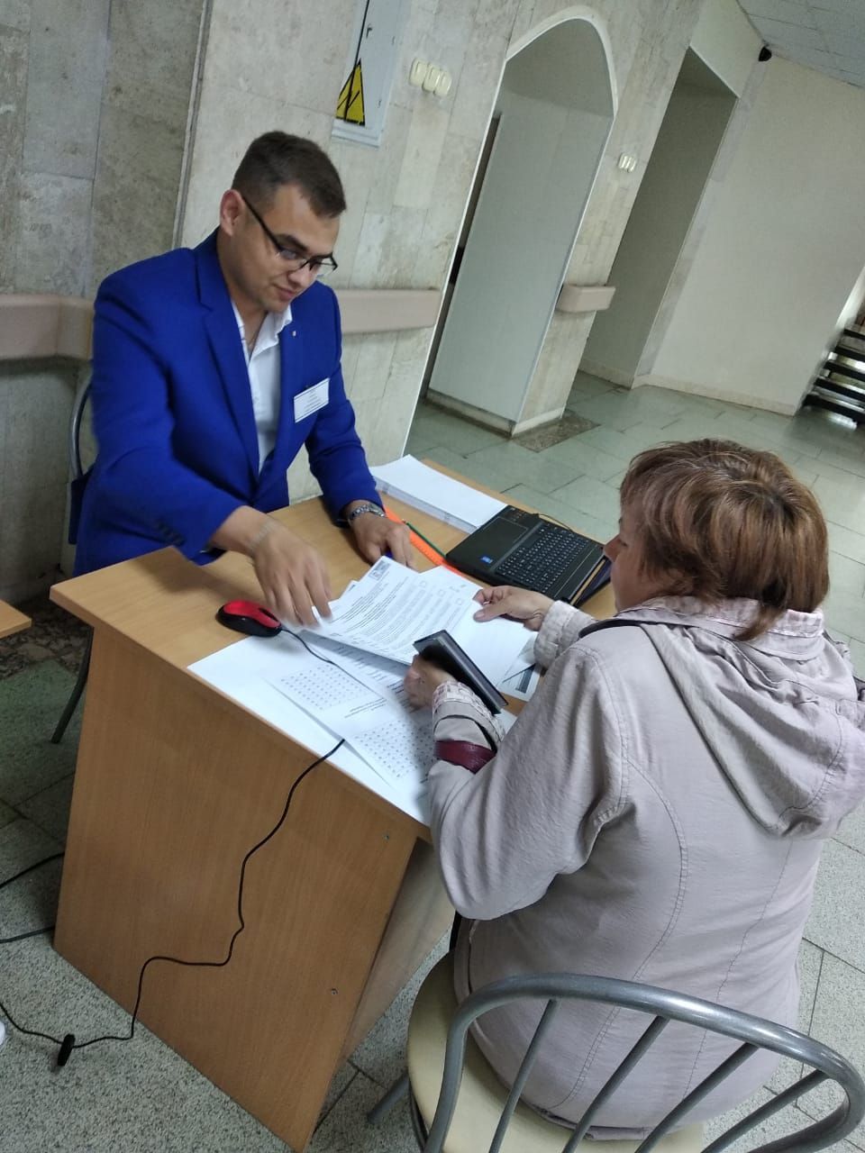 В Камских Полянах проходит предварительное голосование  партии «Единая Россия»