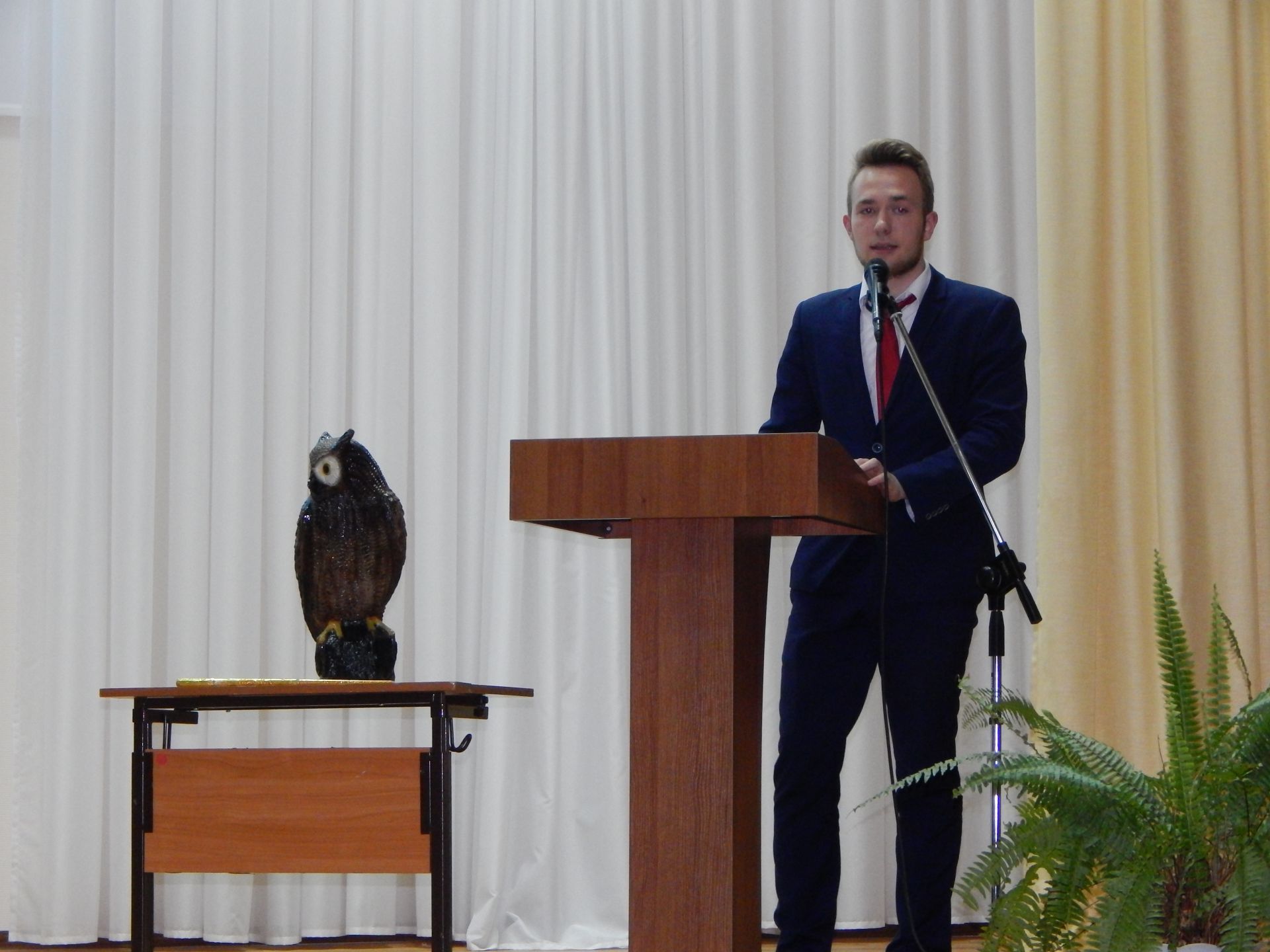 В Камполянской школе №2 состоялось открытое заседание НОУ «Уникум»