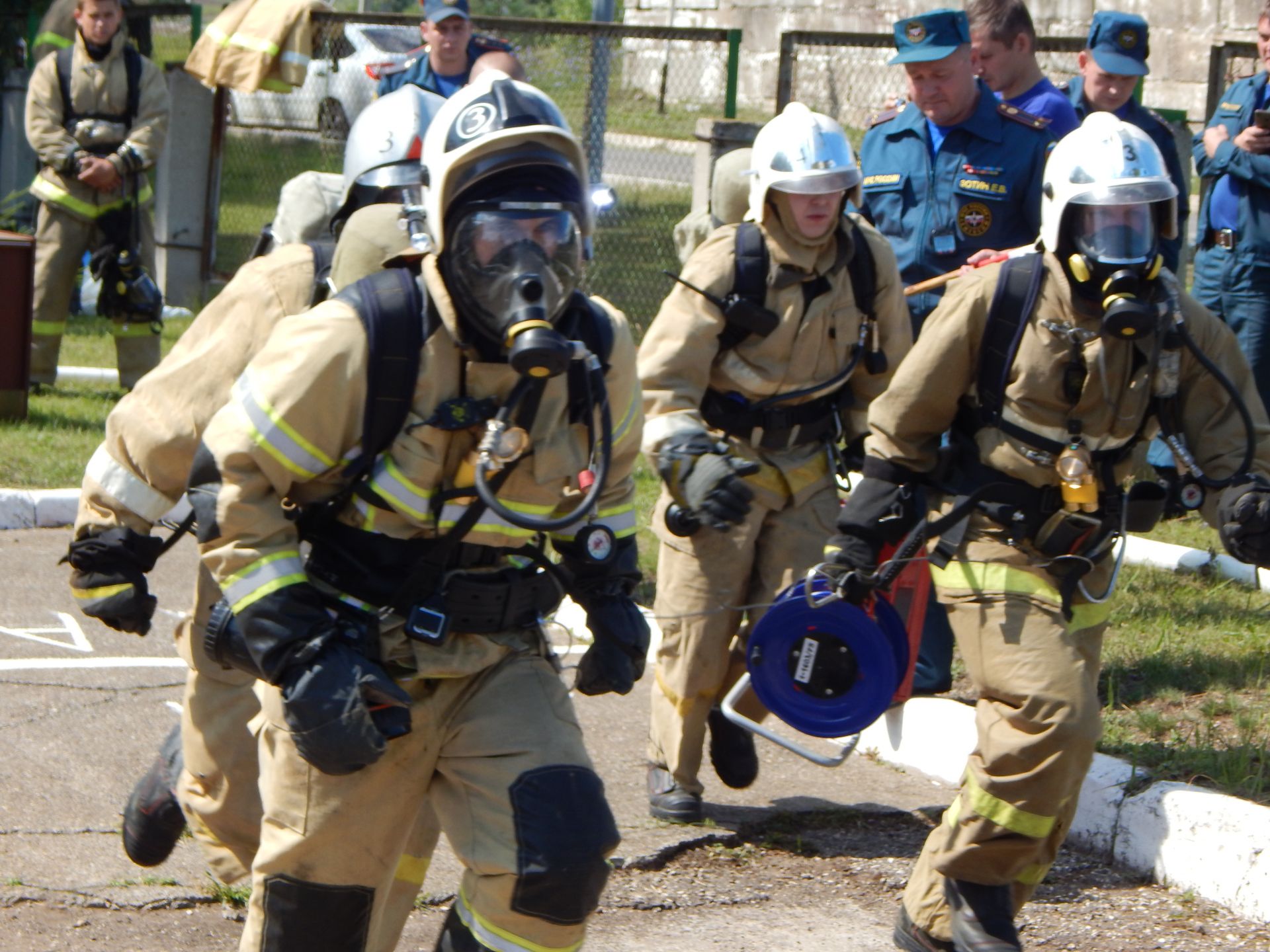 В Камских Полянах на территории пожарно-спасательной части № 163 развернулись соревнования республиканского масштаба + ФОТОРЕПОРТАЖ