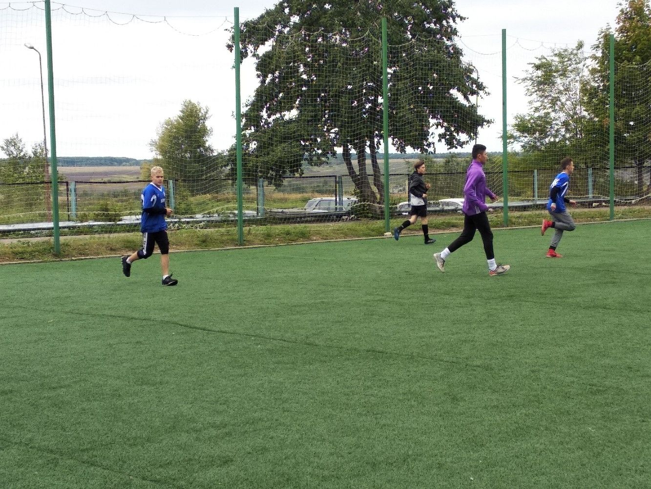 В пятницу на территории спортивной площадки школы №2 состоялся турнир по мини-футболу на кубок молодёжного центра "Алан"