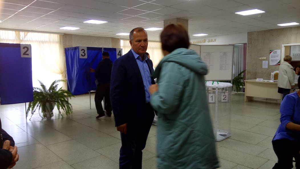 Глава Камских Полян Александр Павлов проголосовал на выборах в Государственный Совет РТ