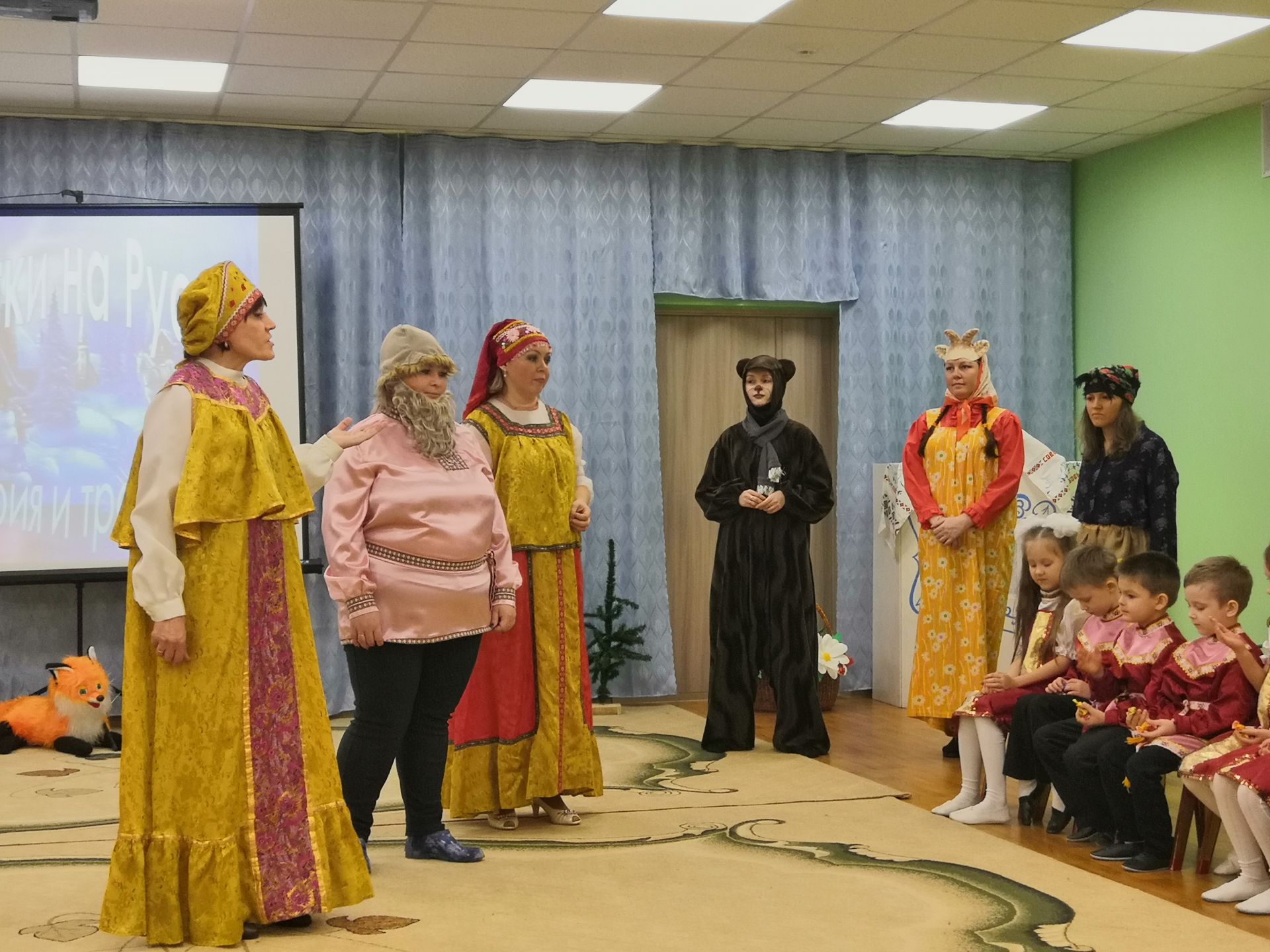 В Камских Полянах в одном из детских садов состоялось развлечение «Святки-колядки» + ФОТОРЕПОРТАЖ