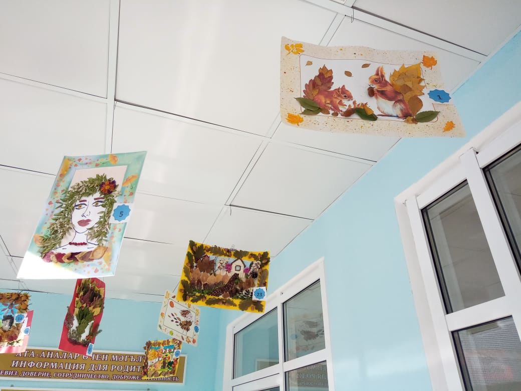 В камполянском детском саду «Огонек» проходит выставка – конкурс «Осеннее селфи»