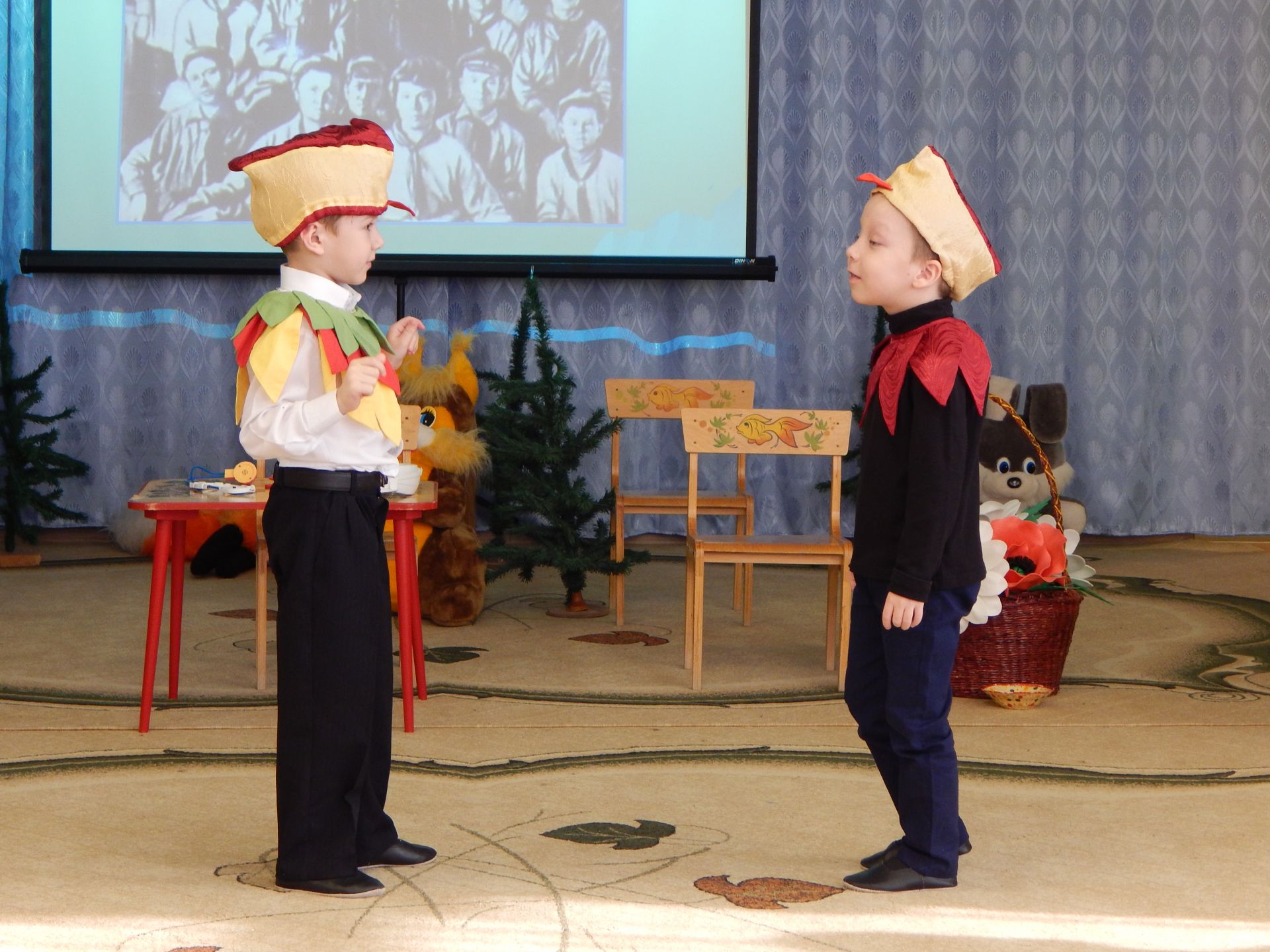 В Камских Полянах в д/с «Золотая Рыбка» состоялось мероприятие, посвященное Международному дню родного языка + ФОТОРЕПОРТАЖ