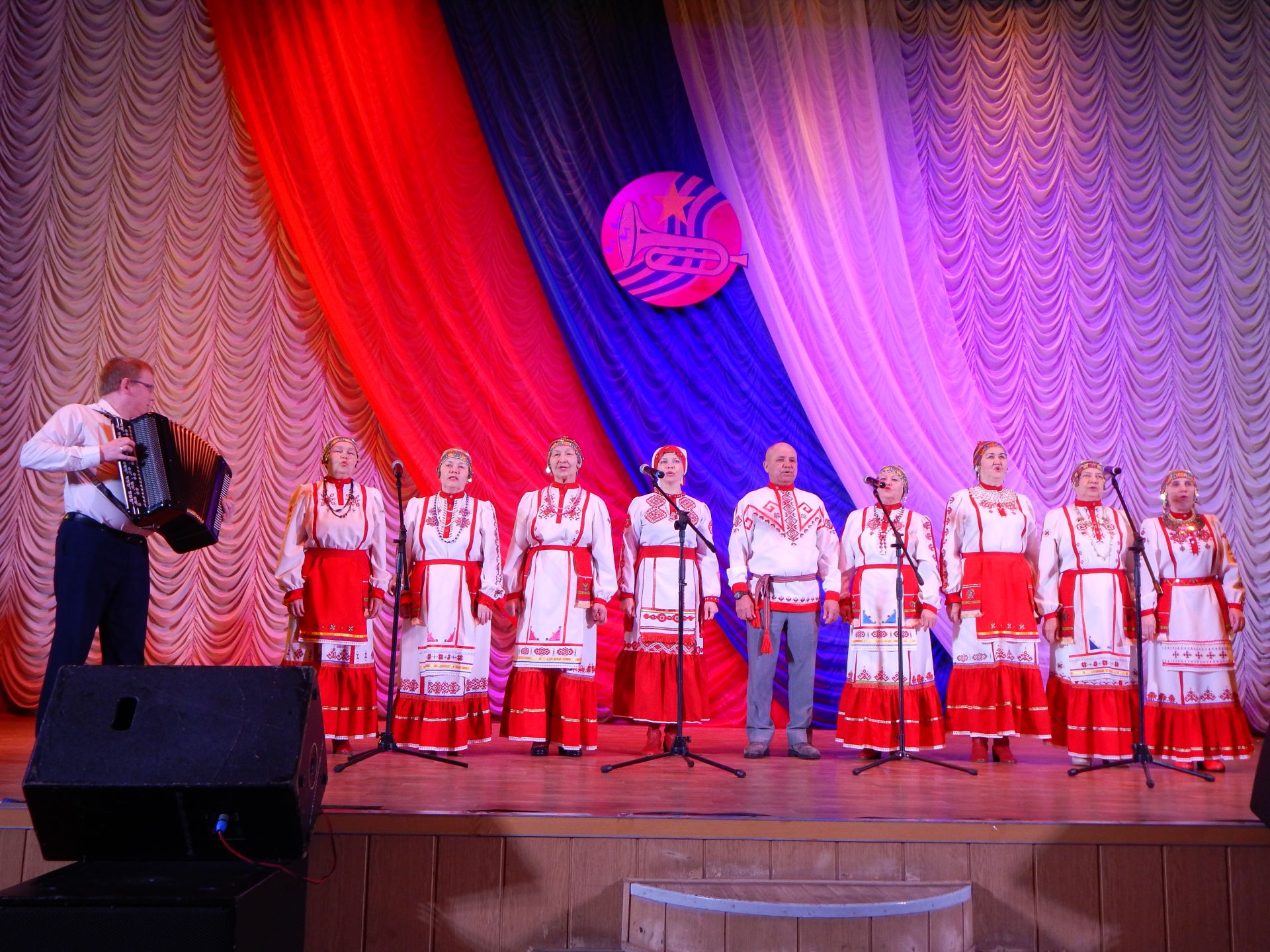 В Камских Полянах прошел Районный фестиваль - конкурс патриотической песни «Песни, рожденные сердцем!» + ФОТОРЕПОРТАЖ