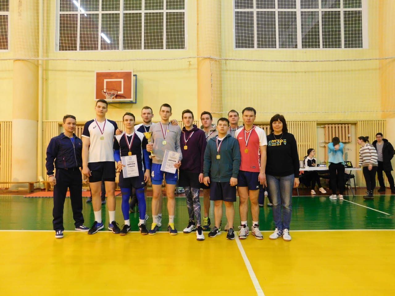 В Камполянском спортивном комплексе состоялся IX юношеский турнир по волейболу