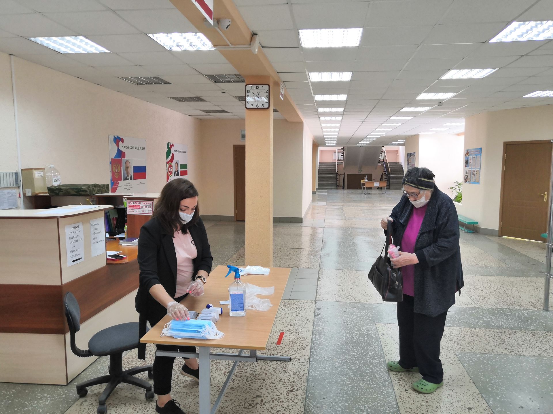 Камполянцы продолжают голосовать по поправкам в Конституцию РФ
