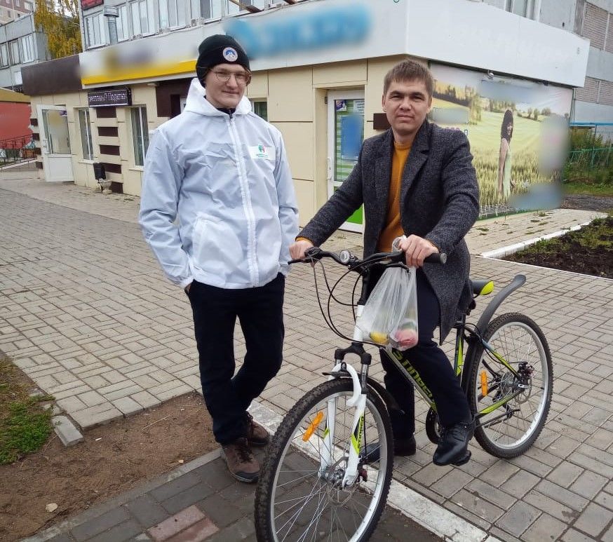 Жители Камских Полян выехали «на работу на велосипеде»