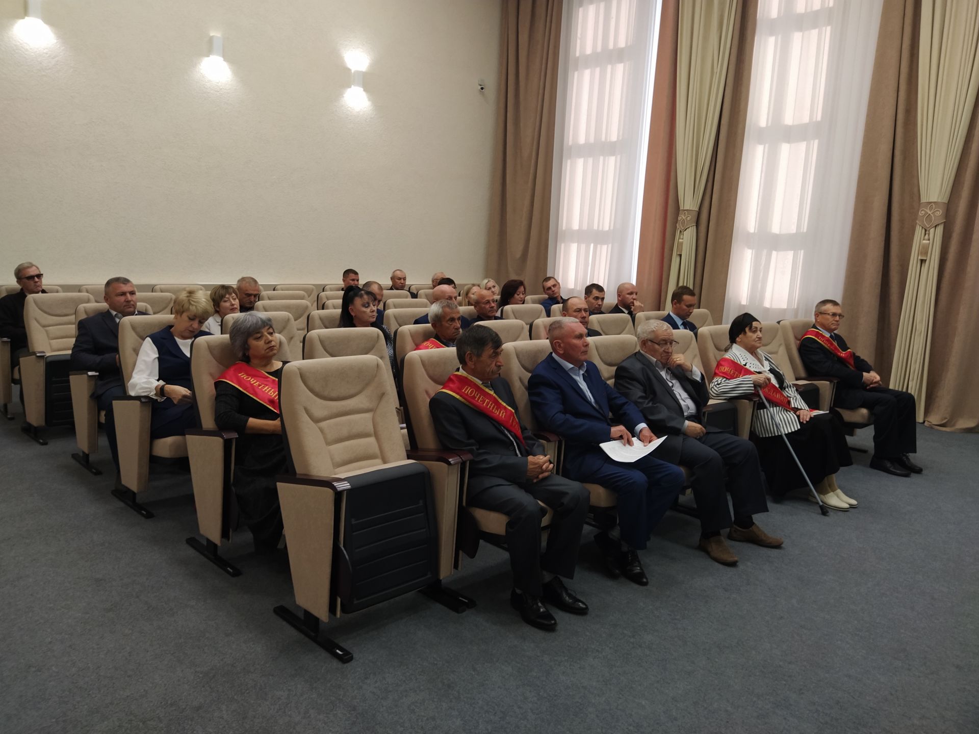 В Исполнительном комитете Камских Полян состоялась заключительная сессия третьего созыва