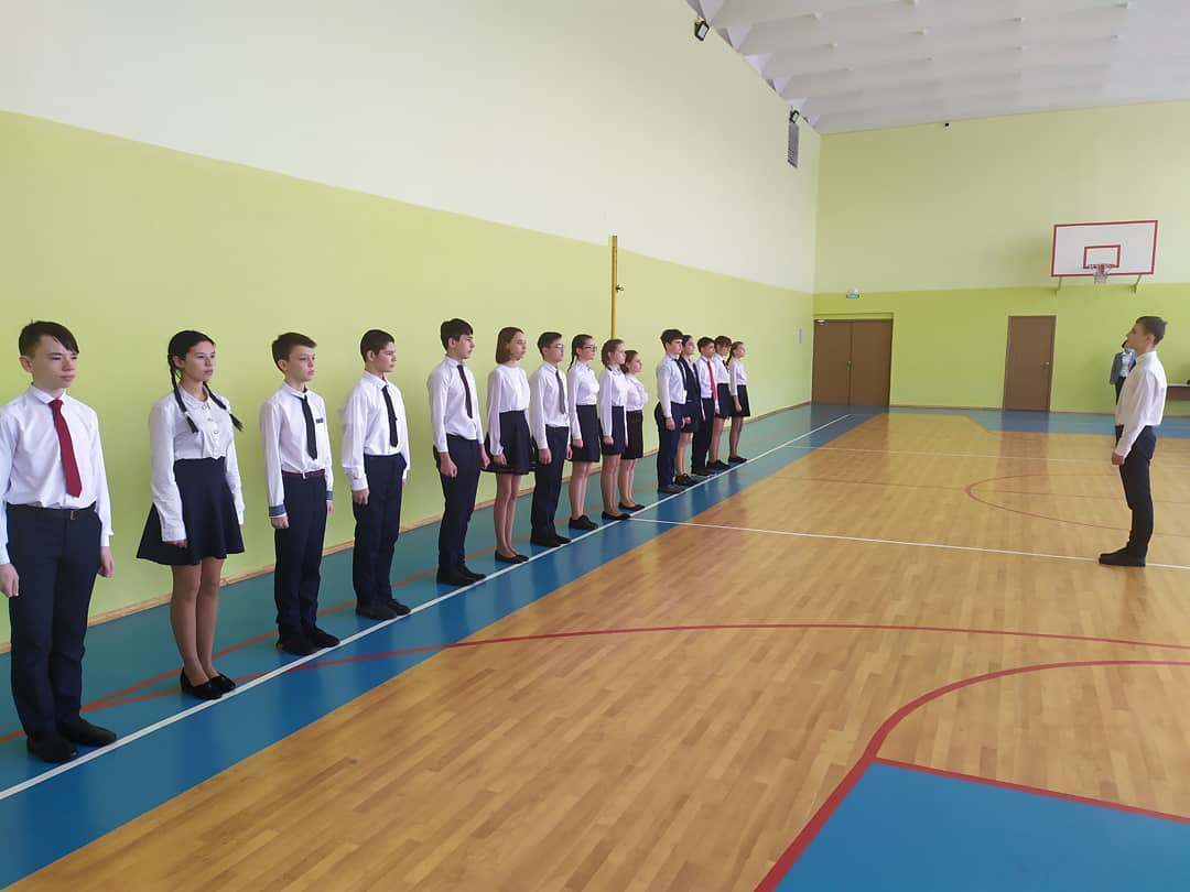 В камполянской школе №2 состоялся школьный этап «Смотра строя и песни»
