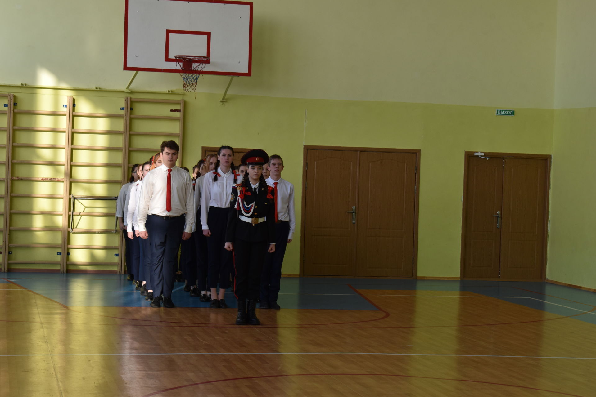 Сегодня в камполянской школе №2 завершился школьный этап «Смотра строя и песни»