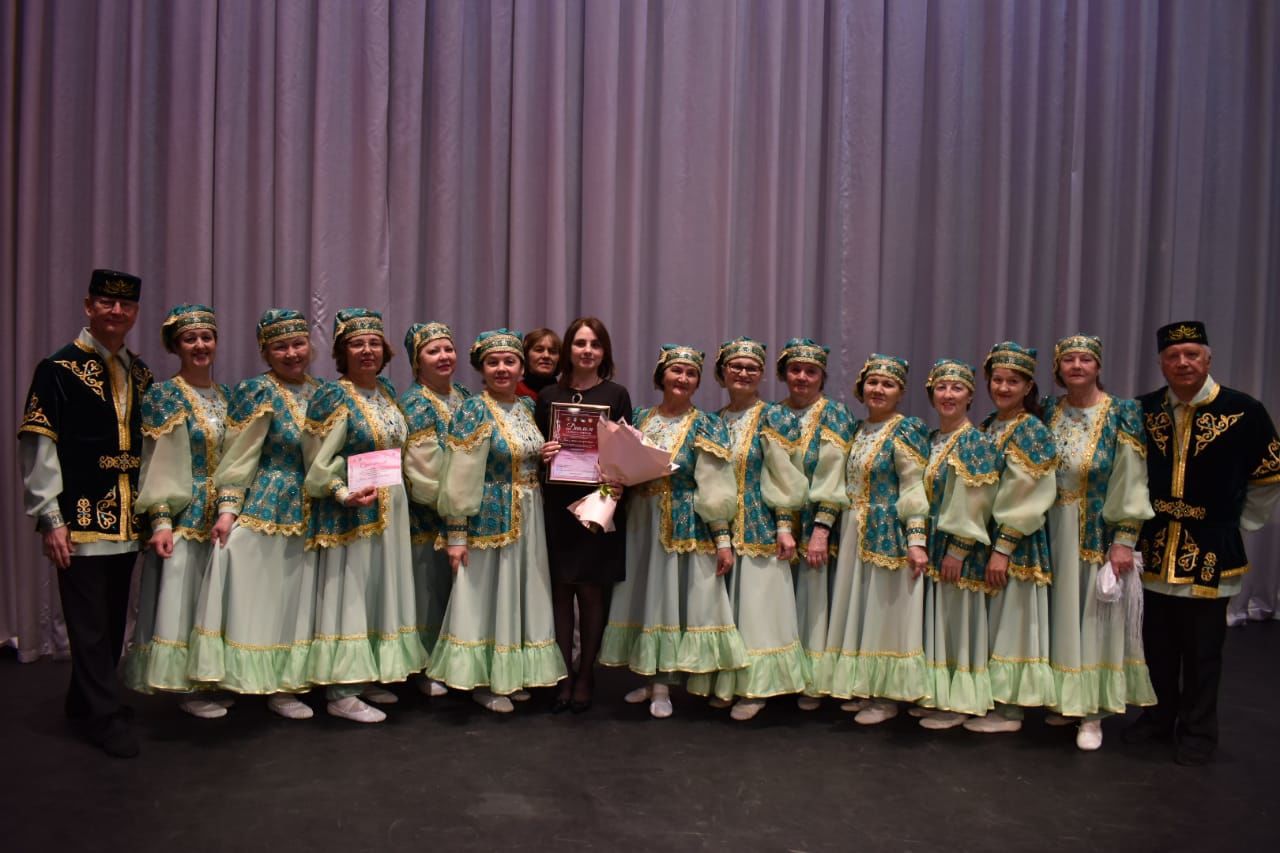 Камполянская танцевальная студия заняла первое место в конкурсе «Лейся, песня, на просторе...»
