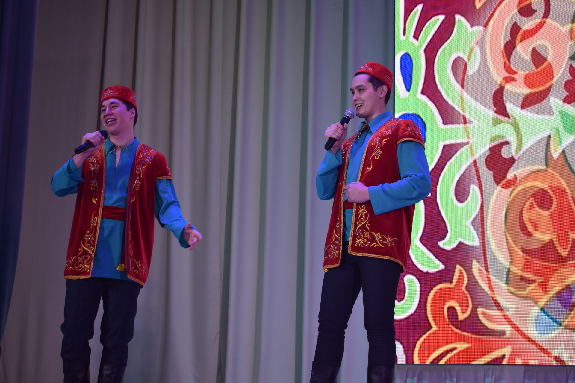 В Камских Полянах состоялся большой концерт, посвященный 8 марта