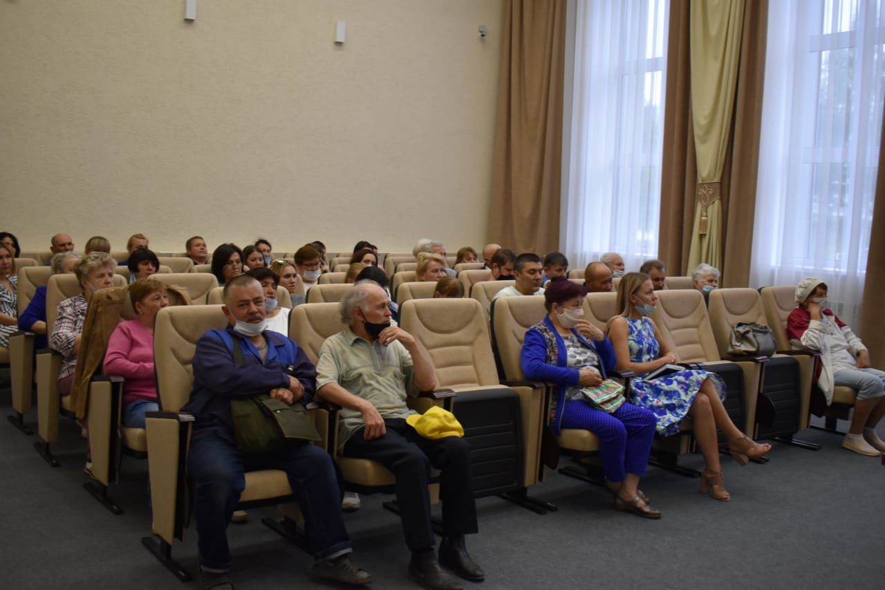 В Камских Полянах состоялось совещание на тему вакцинации от COVID-19