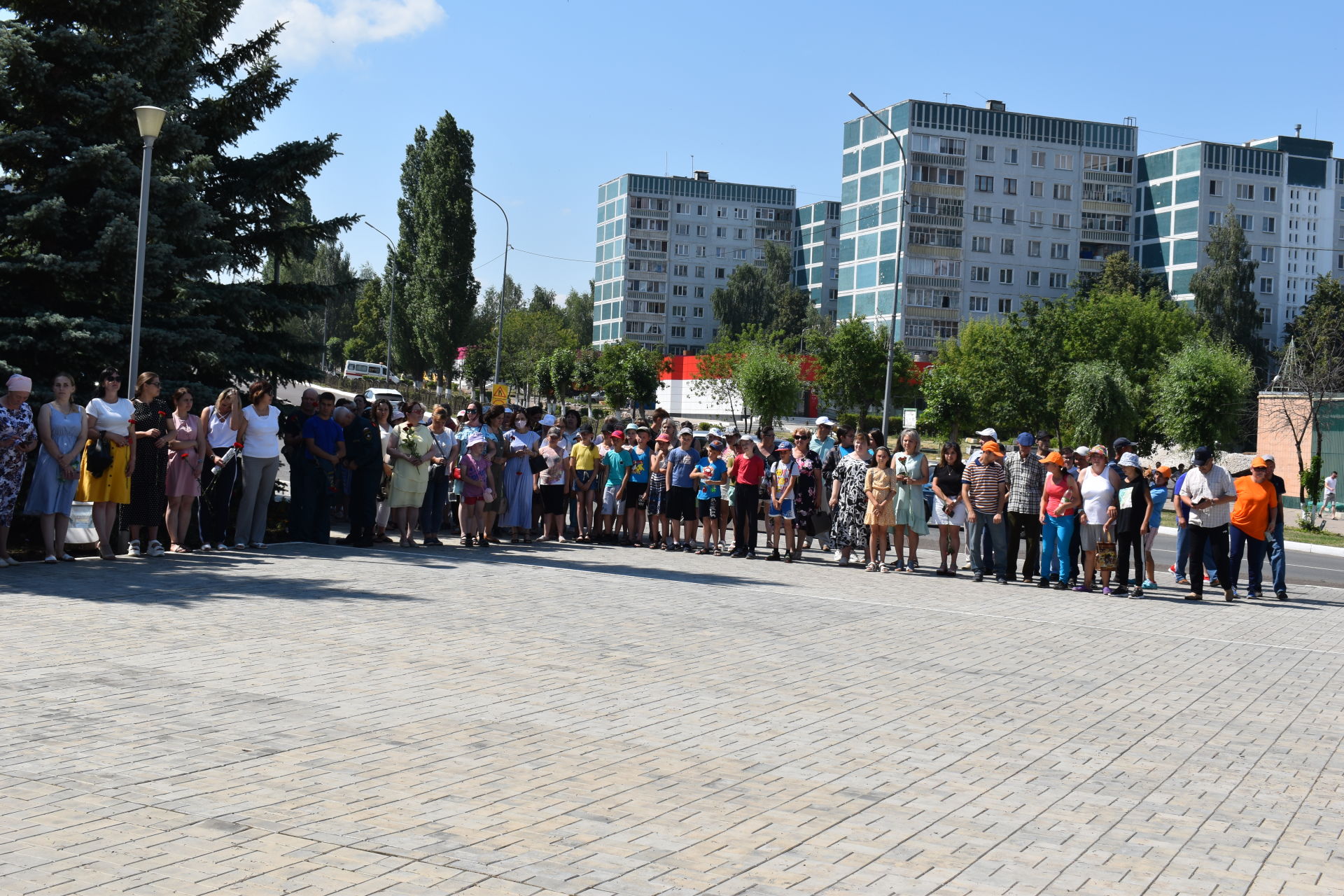 В Камских Полянах прошел митинг, посвященный Дню памяти и скорби (ФОТОРЕПОРТАЖ)