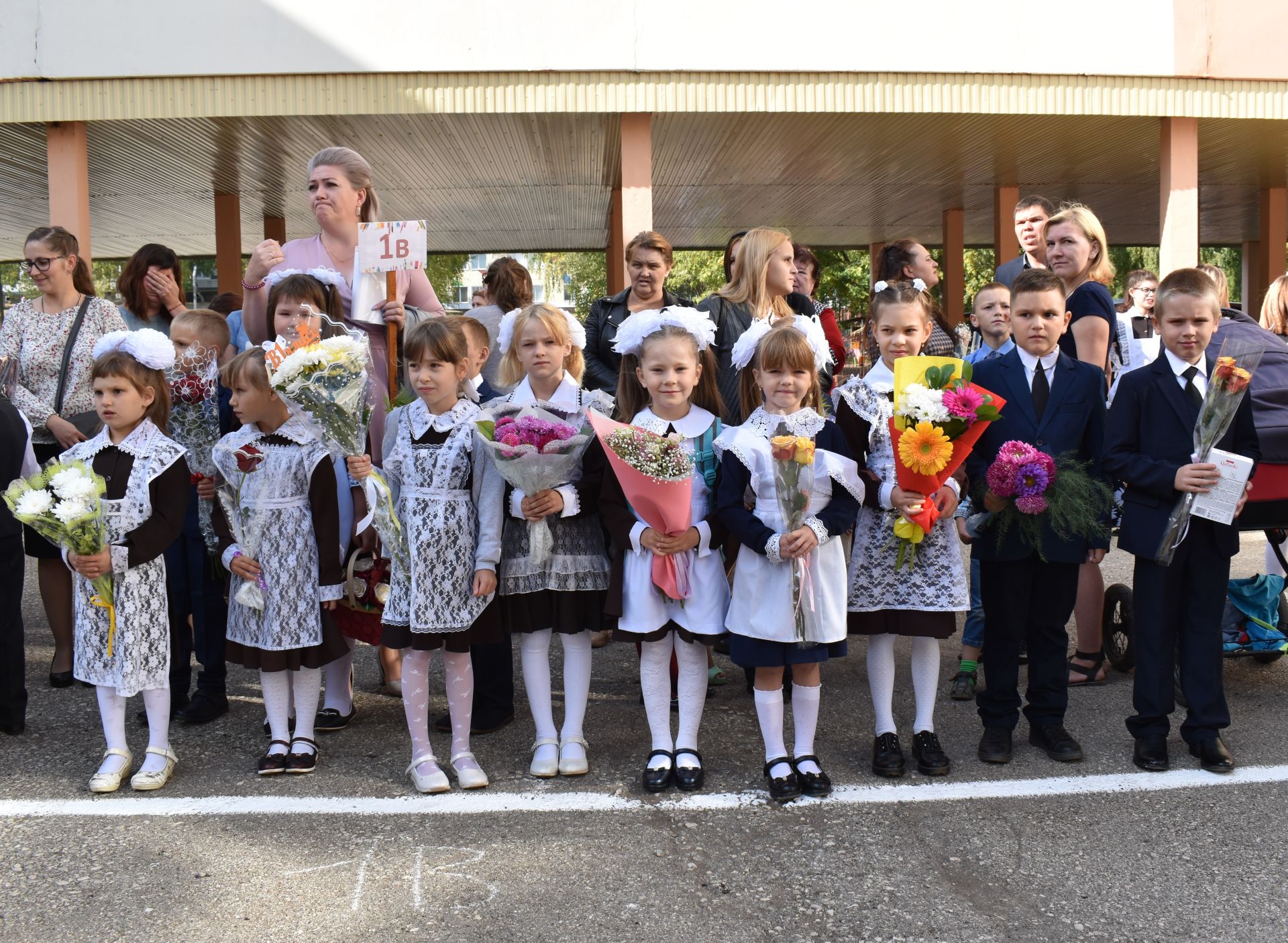 Камполянская школа №1 открыла двери для своих учеников