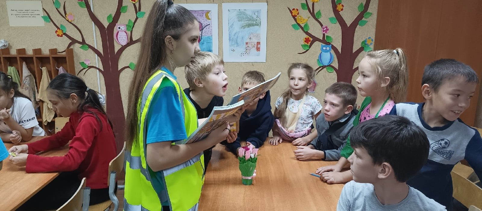 Активисты Детской районной Думы провели викторину по ПДД с обучающимися объединений ЦДТ «Радуга»