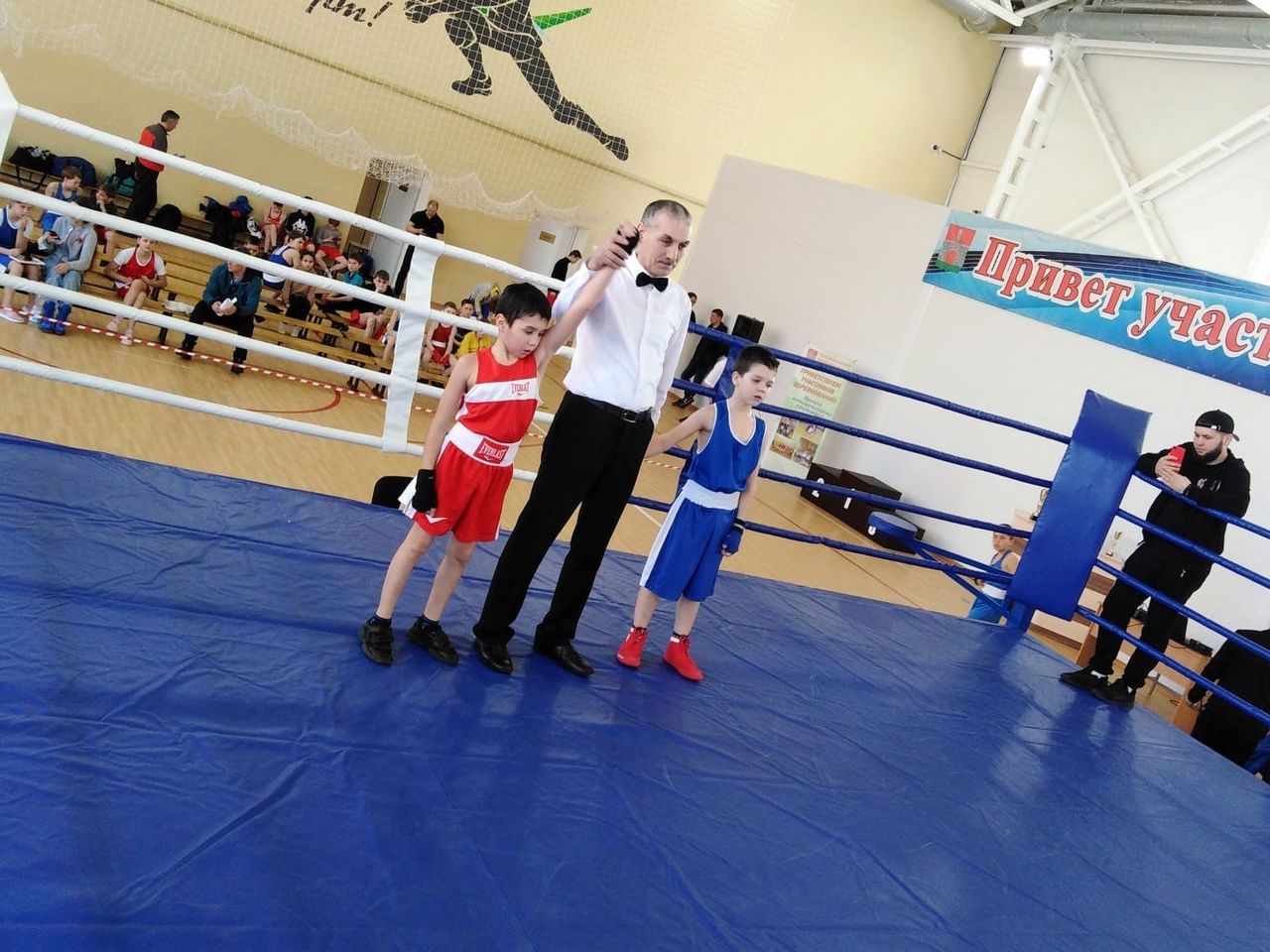 Камполянские боксеры приняли участие в турнире в с. Черемшан