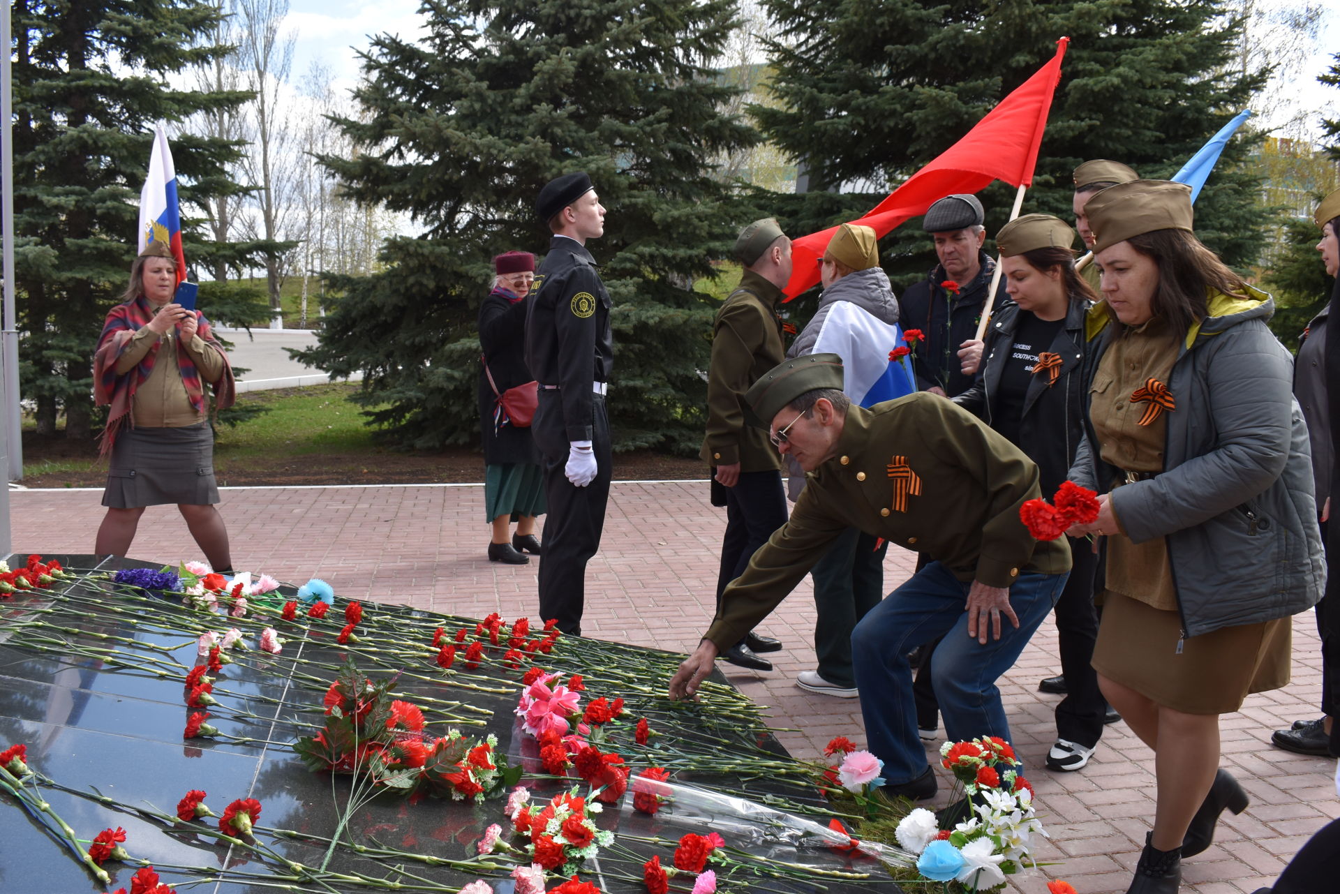 К Международному автопробегу "По дорогам Героев" присоединились Камские Поляны