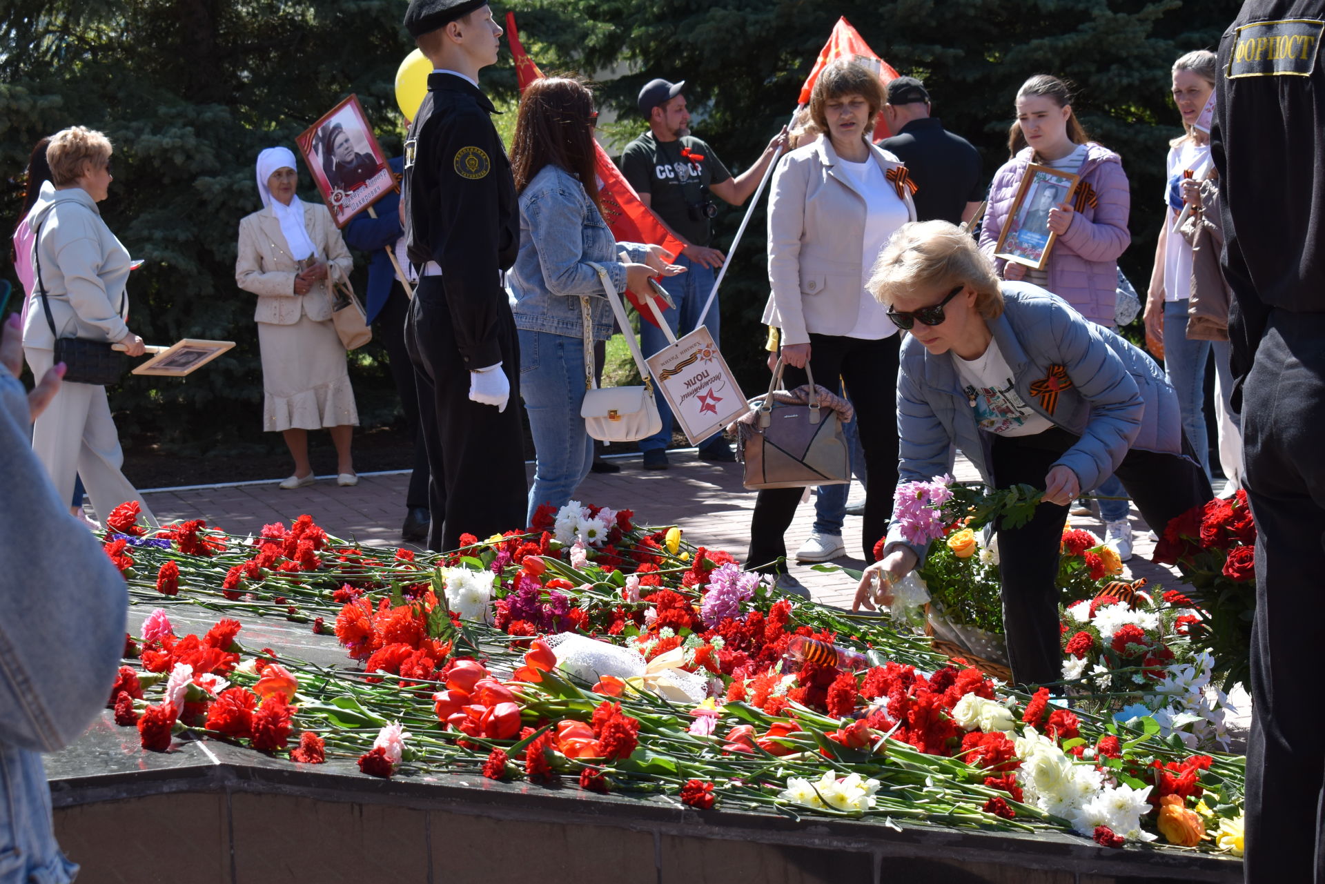 В Камских Полянах празднование Дня Победы началось с торжественного митинга