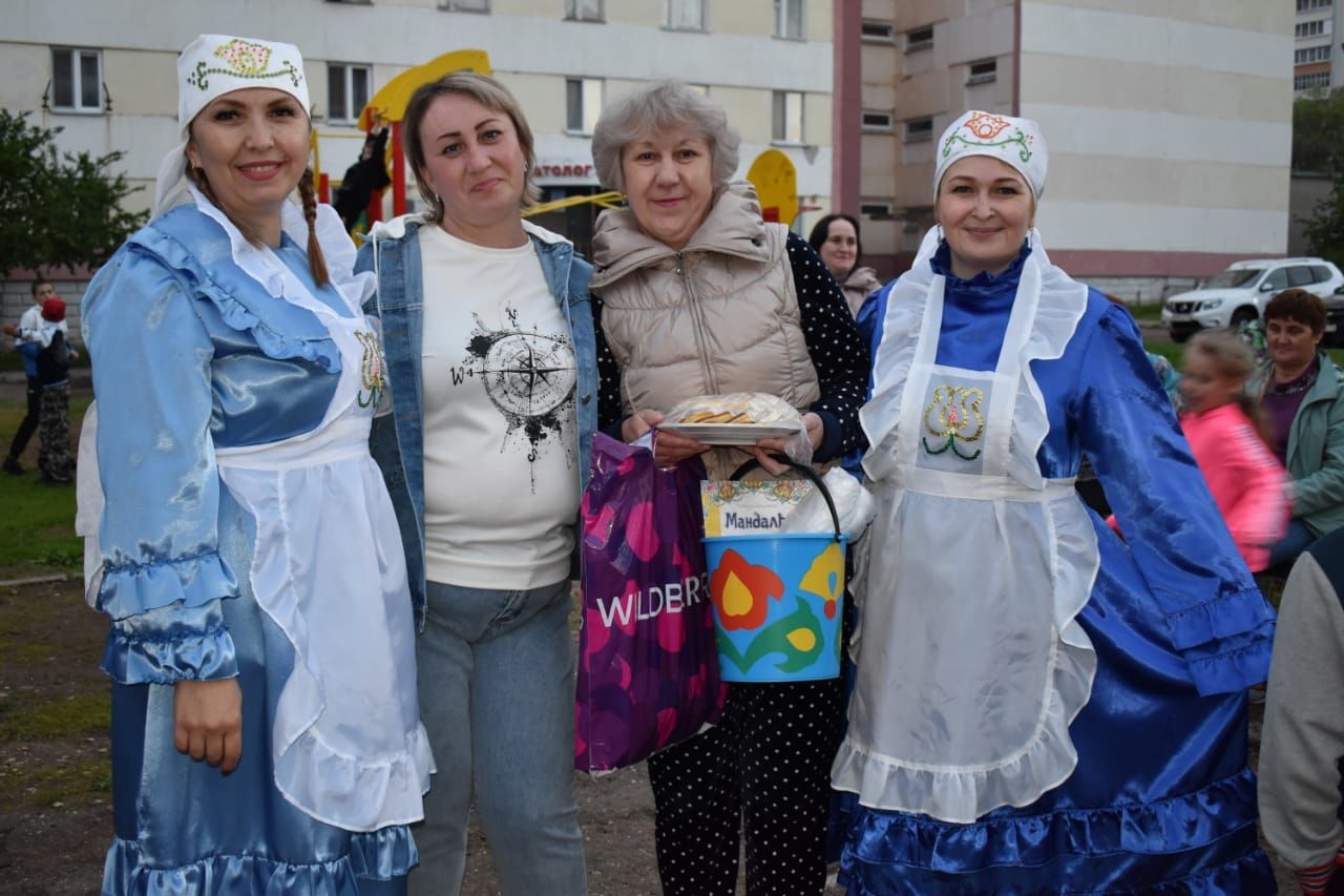 В Камских Полянах прошел «Булэк жыю» - сбор подарков