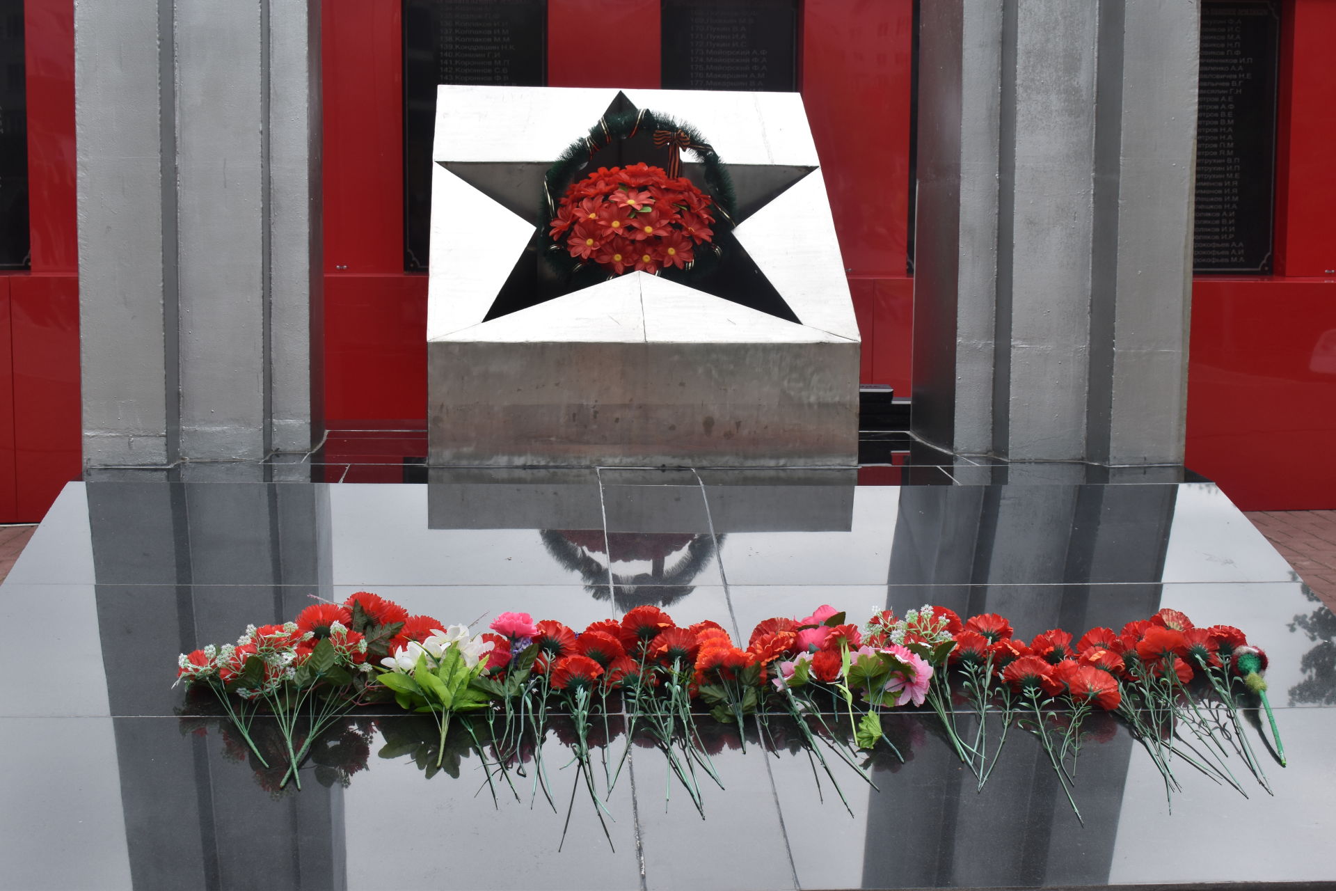 В Камских Полянах почтили память погибших ВОВ