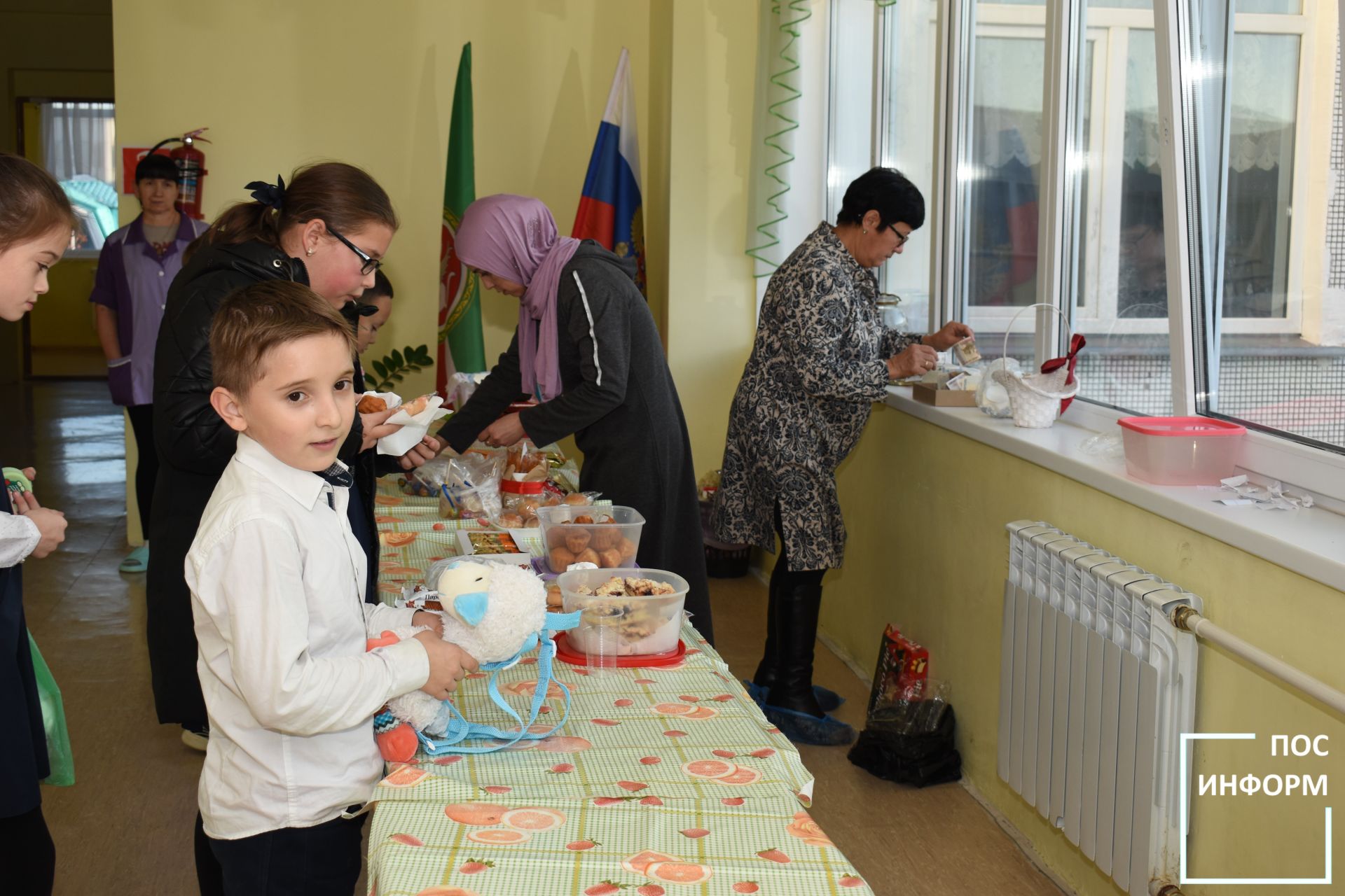 В школе № 2 Камских Полян прошла благотворительная ярмарка