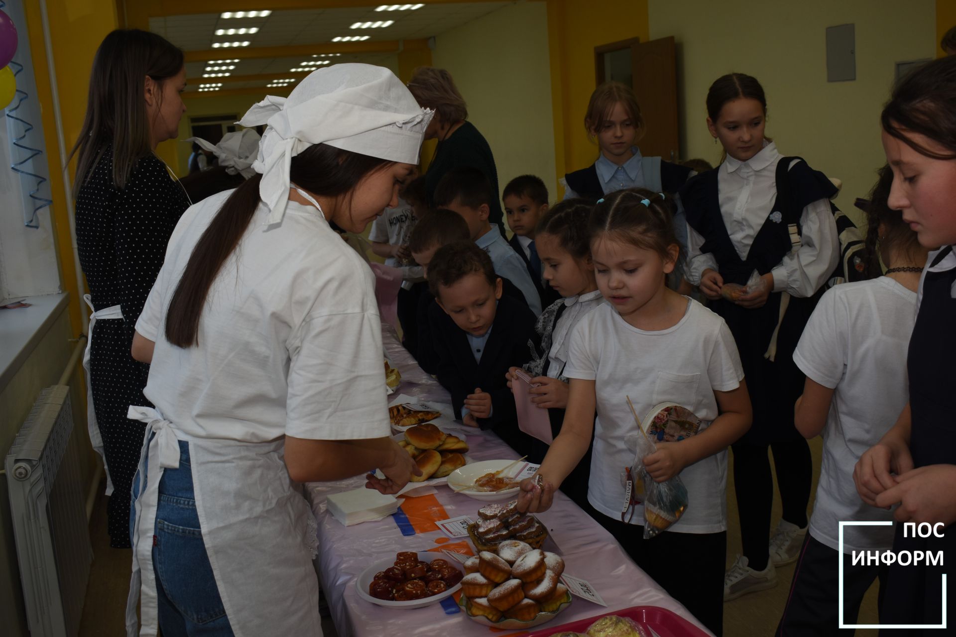 В школе № 2 Камских Полян прошла благотворительная ярмарка