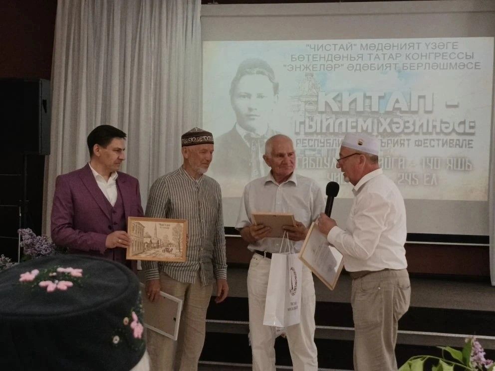 В Чистополе прошла встреча литературных объединений: поэты из Камских Полян стали почётными гостями
