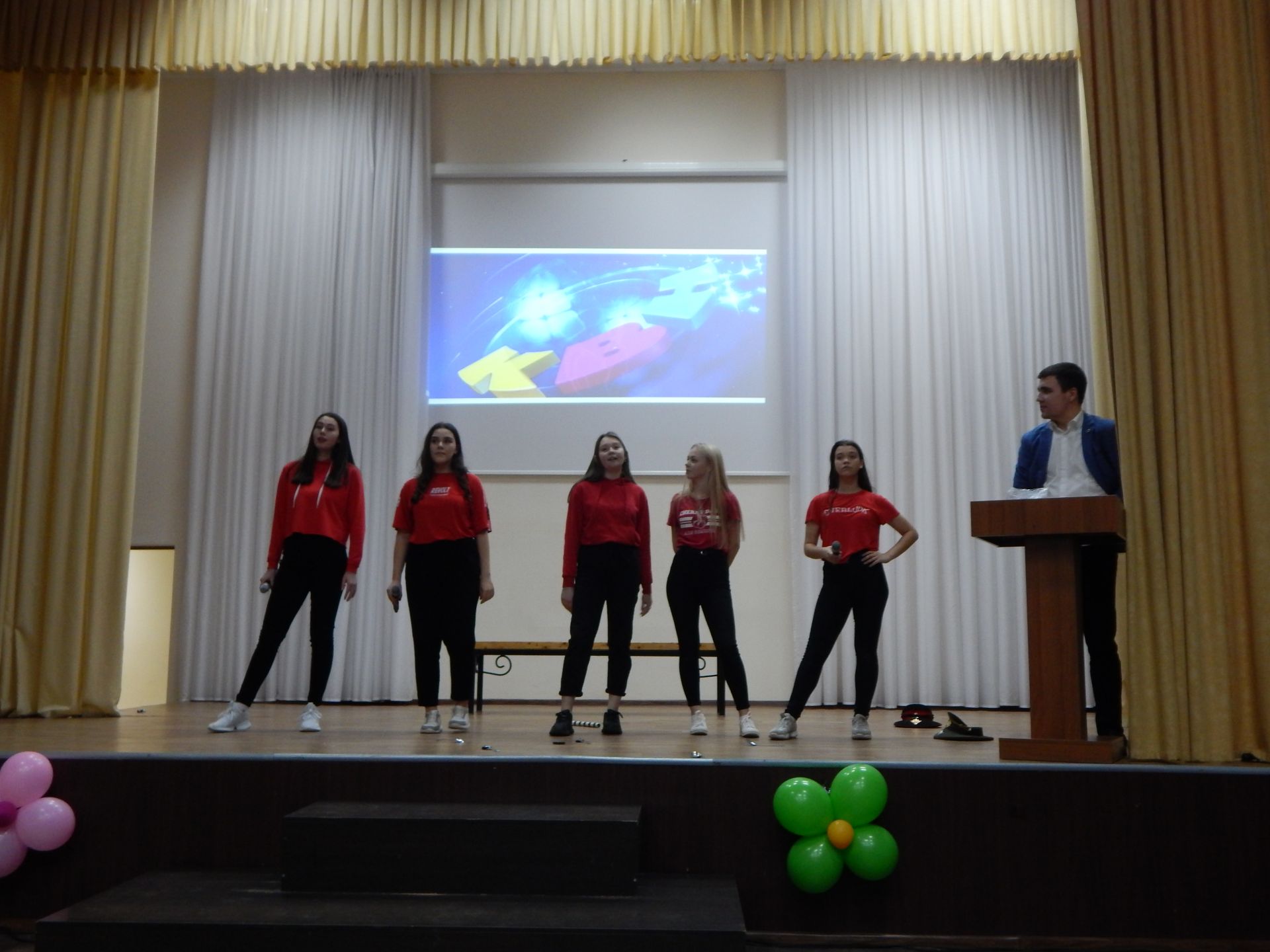 В Камских Полянах состоялся зимний фестиваль КВН среди молодежи