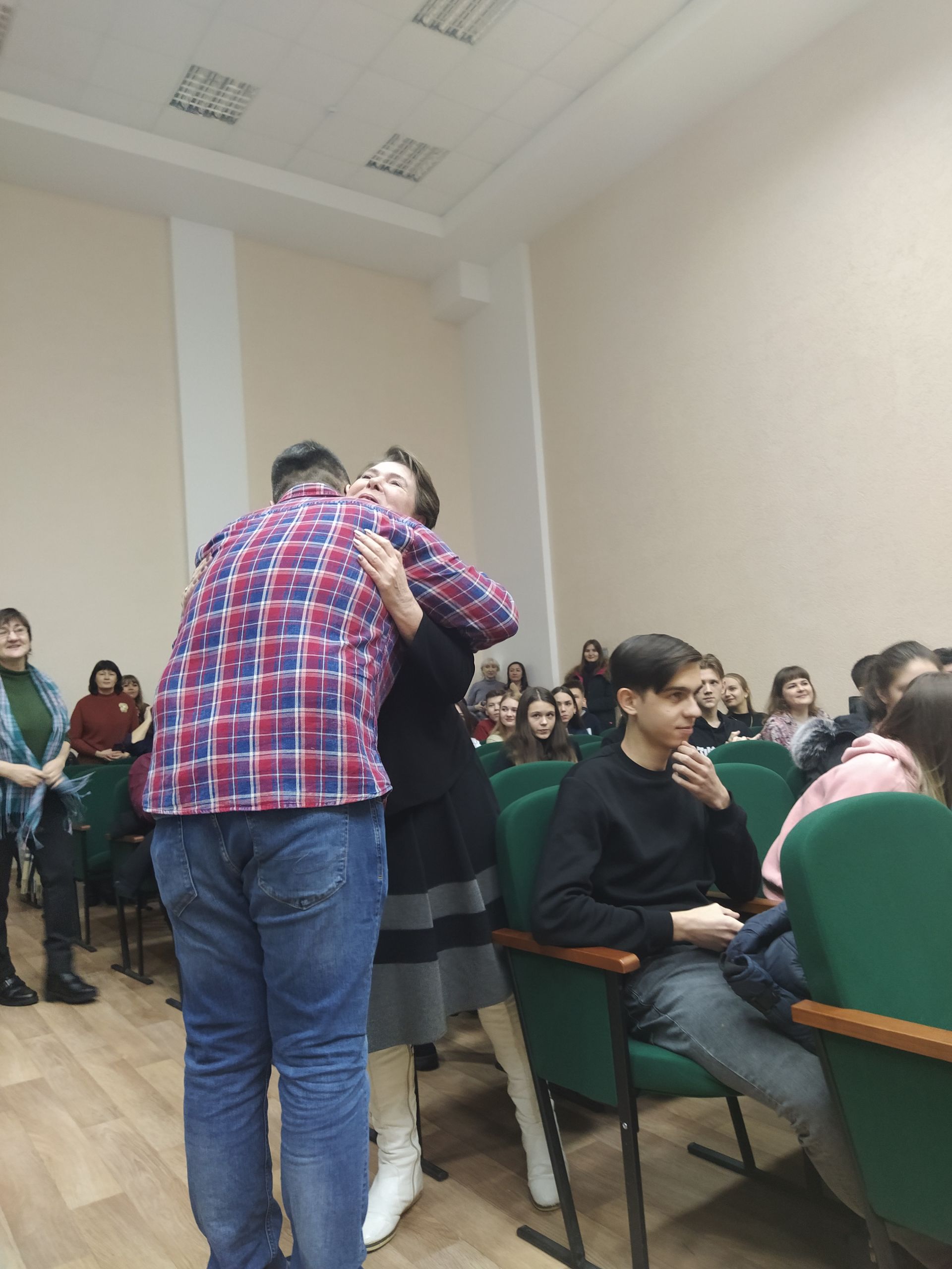 В Камских Полянах в школе №1 состоялся вечер встречи выпускников