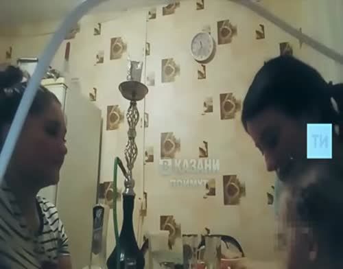 В Татарстане мать давала курить кальян ребенку 