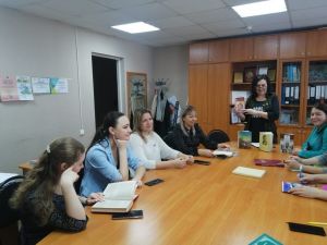 С педагогами ЦДТ «РАДУГА» провели литературный гид под названием «Учитель на страницах книг»