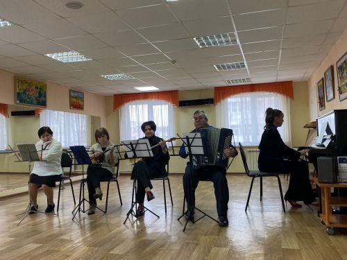 В камполянской ДМШ прошёл концерт, посвященный дню народного единства