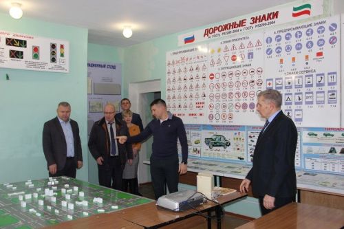 Камско-Полянский колледж посетил управляющий делами Минобрнауки РТ