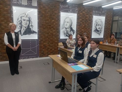 Учитель русского языка и литературы Камскополянской школы №2 приняла участие в муниципальном этапе Всероссийского конкурса «Учитель года»