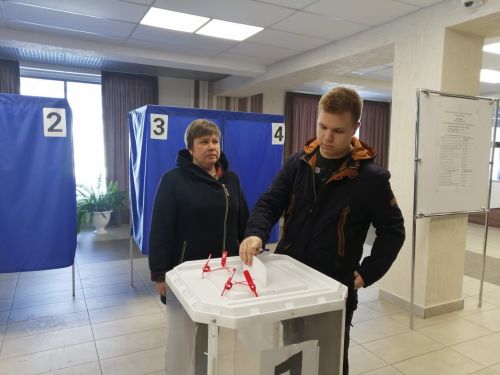 В Камских Полянах пришли впервые на выборы