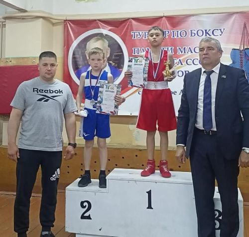 Камполянские спортсмены привезли призовые места с Межрегионального турнира по боксу