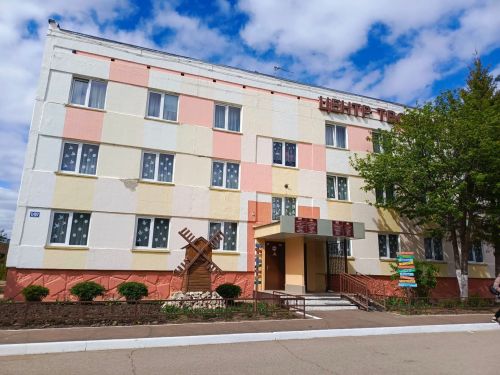 Специалисты ЦДТ «Радуга» приняли участие во Всероссийской акции «Окна Победы»