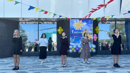 На площади культурного центра «Чулман-Су» в Камских Полянах отметили День защиты детей